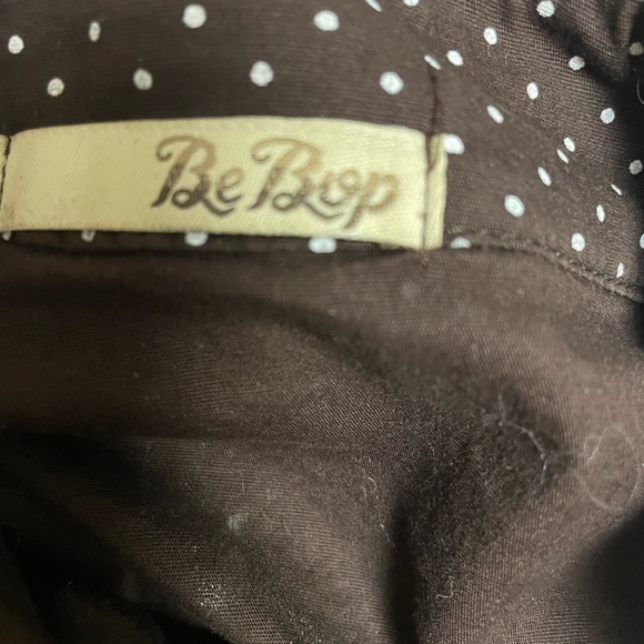 Brown and white polka dot top size medium - Picture 7 of 7